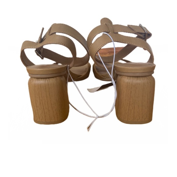 Women's Lauren Heels - Universal Thread - Picture 6 of 7